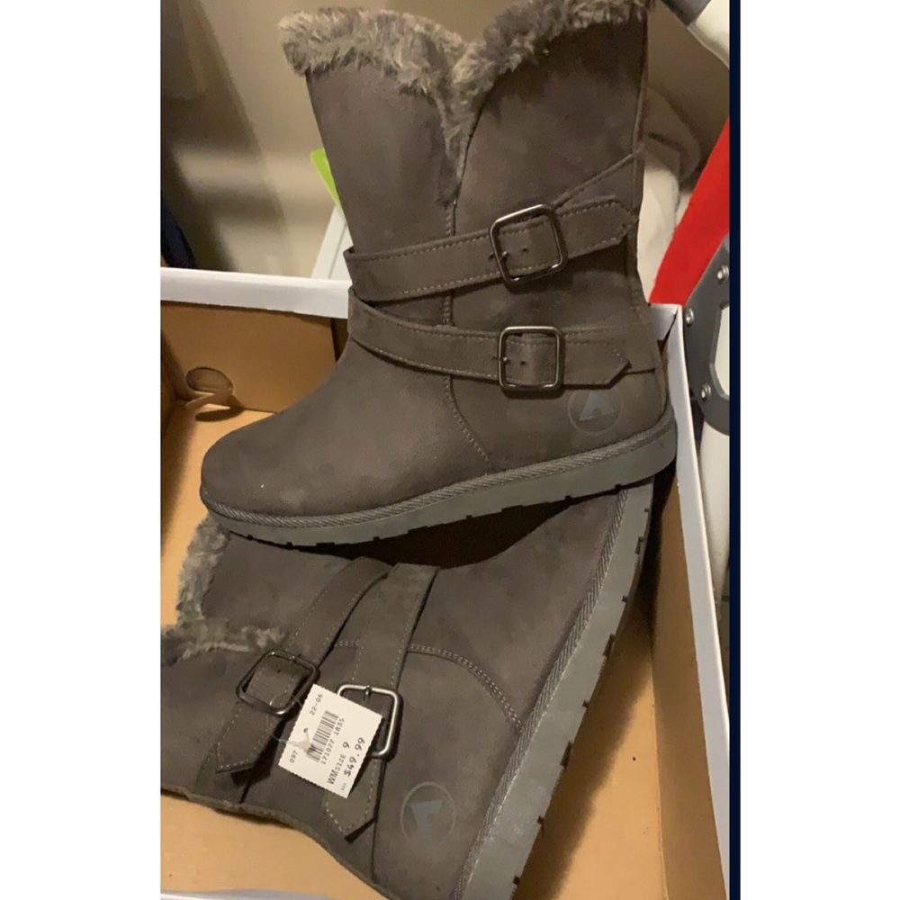 Winter boots